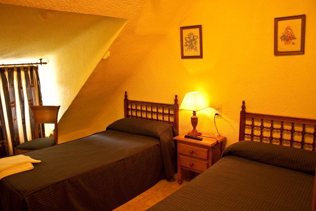 Hostal Aribel Longinos Cercedilla Pokoj fotografie
